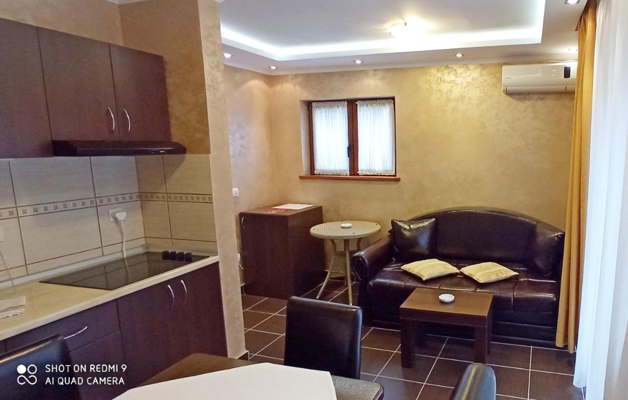 Aparthotel Konaciste Zlatibor Esterno foto